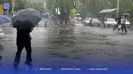بارندگی بی‌وقفه در تهران ترافیک ساخت و آب‌گرفتگی آورد، اما مردم شاد بودند