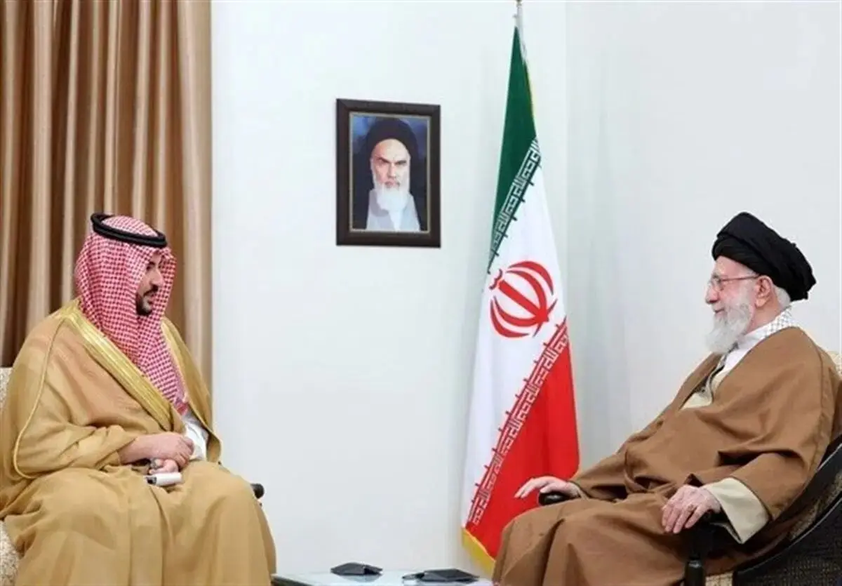 در بیت رهبری اینگونه از مهمانان پذیرایی می‌شود
