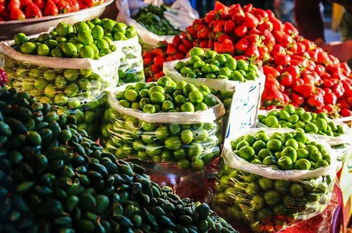 چه افرادی نباید گوجه سبز بخورند؟