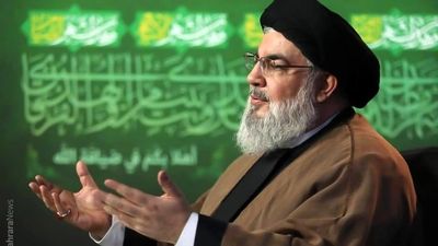 تصویر حسن بدیر شهید جدید حزب‌الله در کنار حاج قاسم سلیمانی