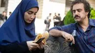 ژست جدید و خاص سنا حسینی بازیگر سارا در سریال پایتخت