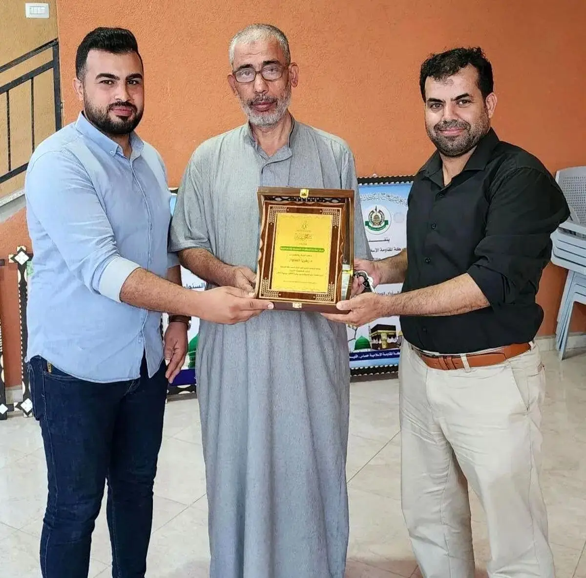 برادر یحیی السنوار در سردخانه زنده شد