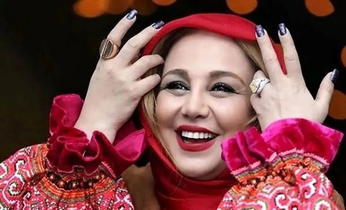 تصویری از میز شام پر زرق و برق بهنوش بختیاری