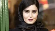 تیپ متفاوت الناز شاکردوست در یک کافه + عکس