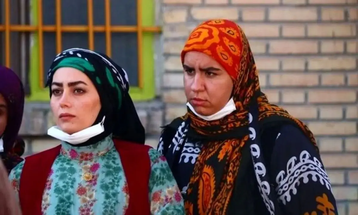 پوشش متفاوت بازیگر «نون خ» در سفر به دبی
