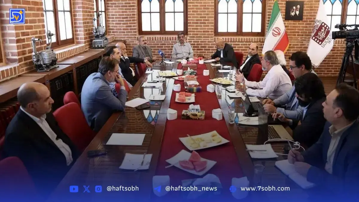 نقشه ‌نجات سینما دور میز تاریخی