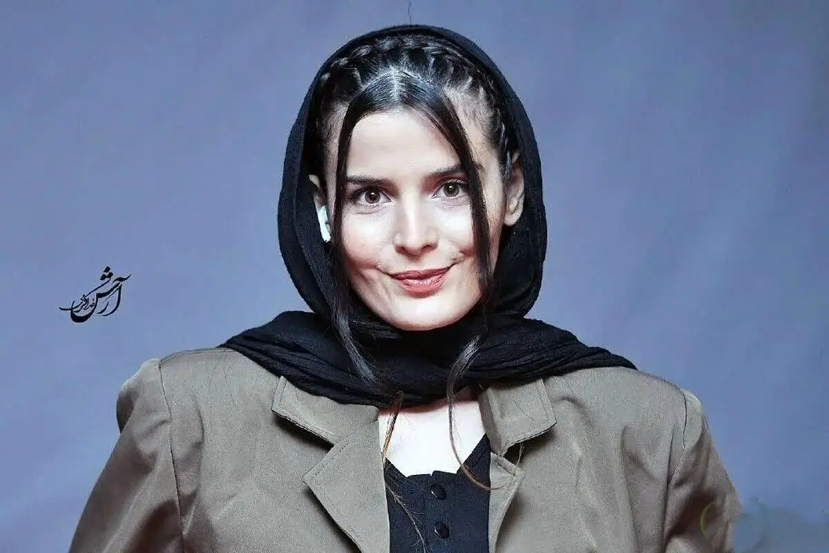 بیوگرافی غزاله اکرمی