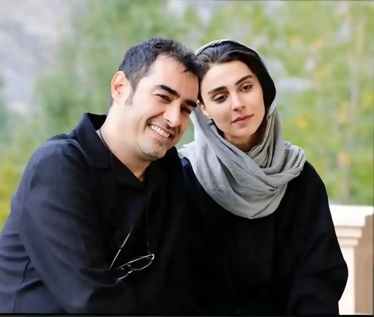 پایان آبان؛ نگاهی به عکس‌های جذاب از پشت صحنه این سریال پرطرفدار