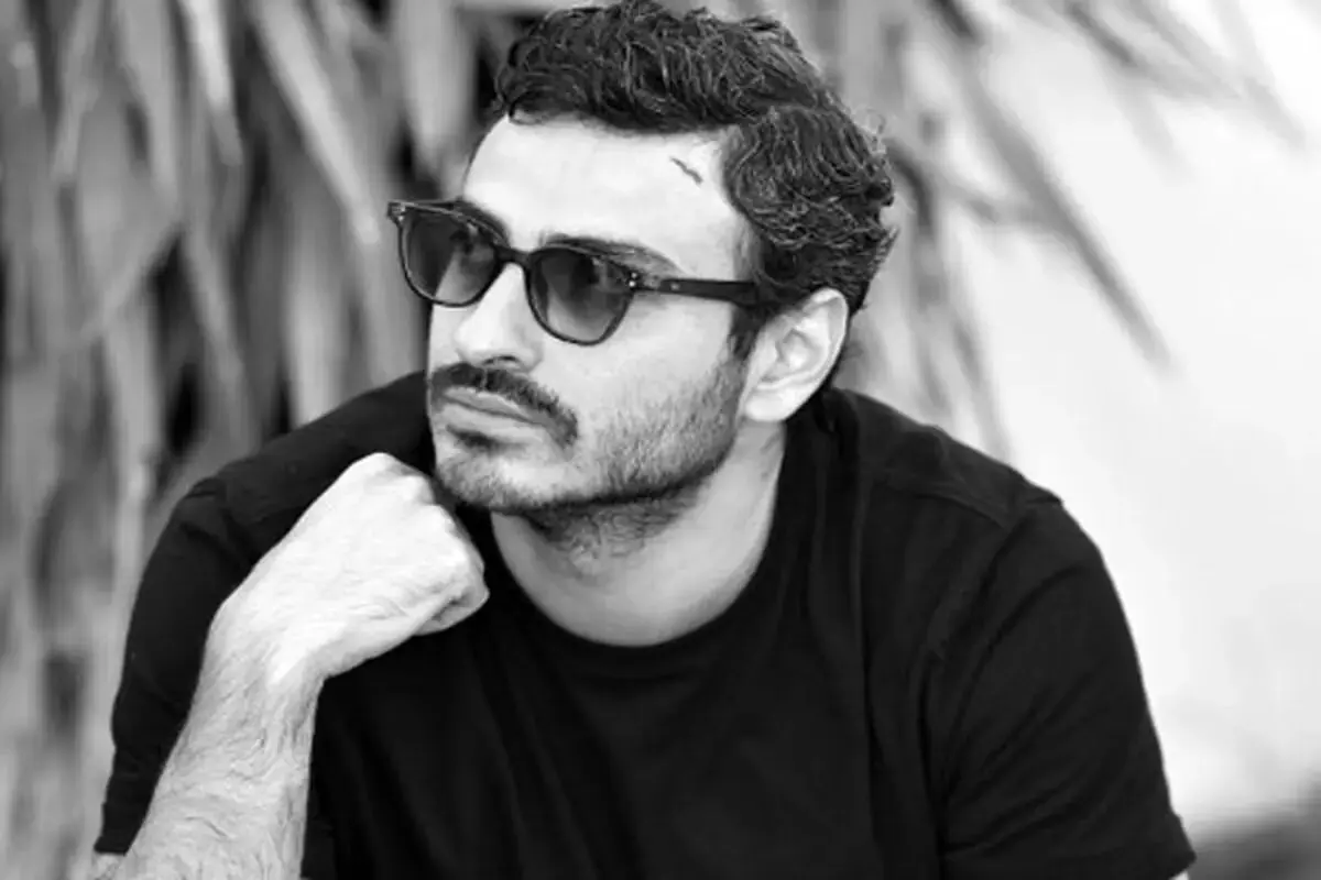 بیوگرافی، حواشی و عکس های امین شعرباف بازیگر جذاب قورباغه