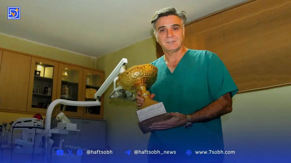 ورزشکاری که توپ را  با کتاب عوض کرد