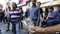 پیش بینی قیمت دلار ۱۲ خرداد ۱۴۰۴؛ دلار در میانه‌ تحولات سیاسی آرام ماند
