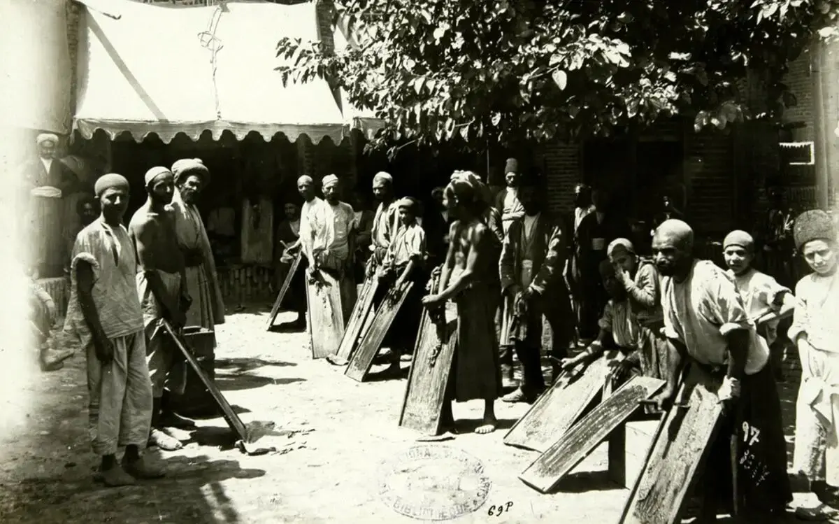 سفر در زمان؛ شکل خاص و زیبای بازار تهران در دوره قاجار (عکس)