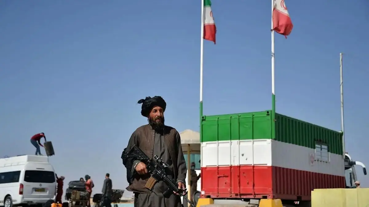 طالبان بسته شدن مرز افغانستان و ایران را تکذیب کرد