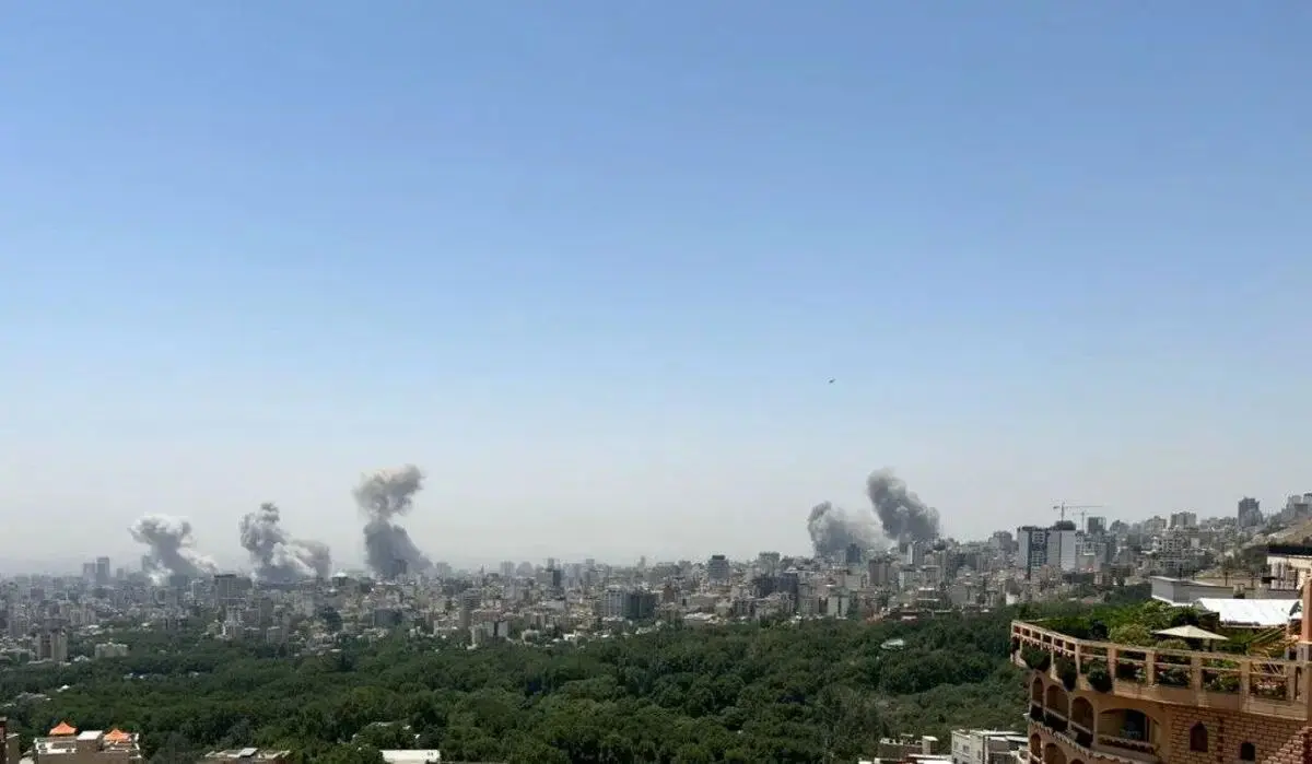 دقایقی پیش صدای چند انفجار در تهران شنیده شد