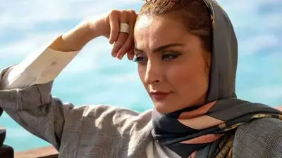 بیوگرافی و زندگی هنری السا فیروزآذر+ عکس خانوادگی