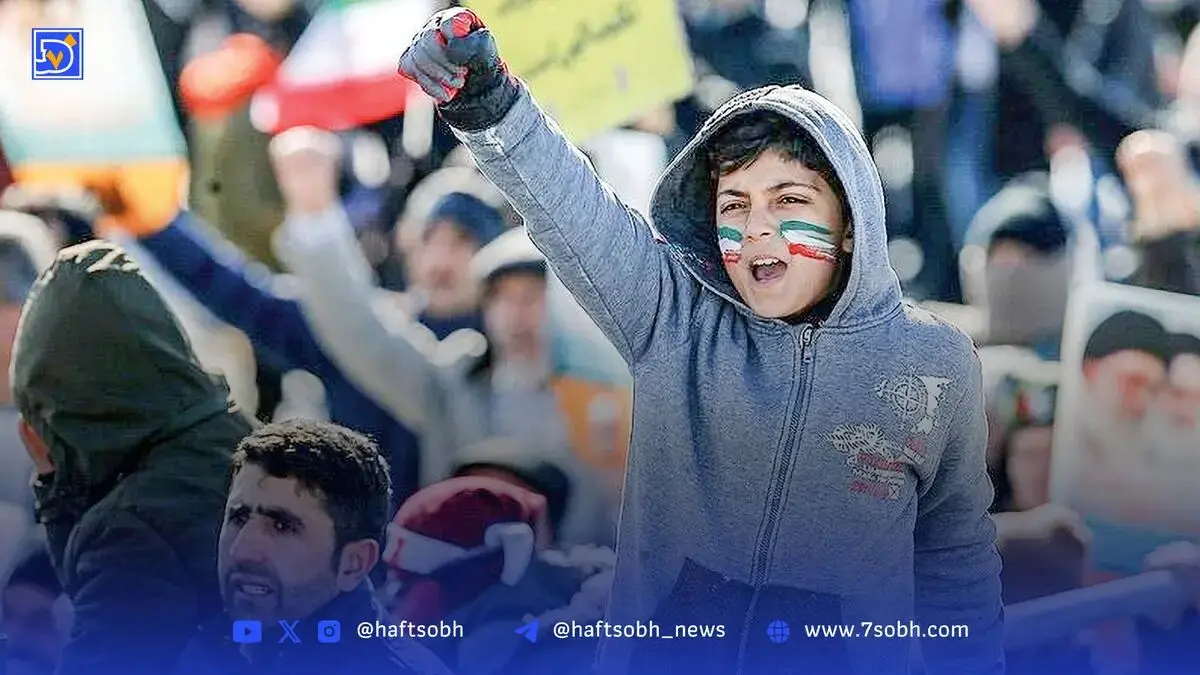 نسل زد پای وطن ایستاده است