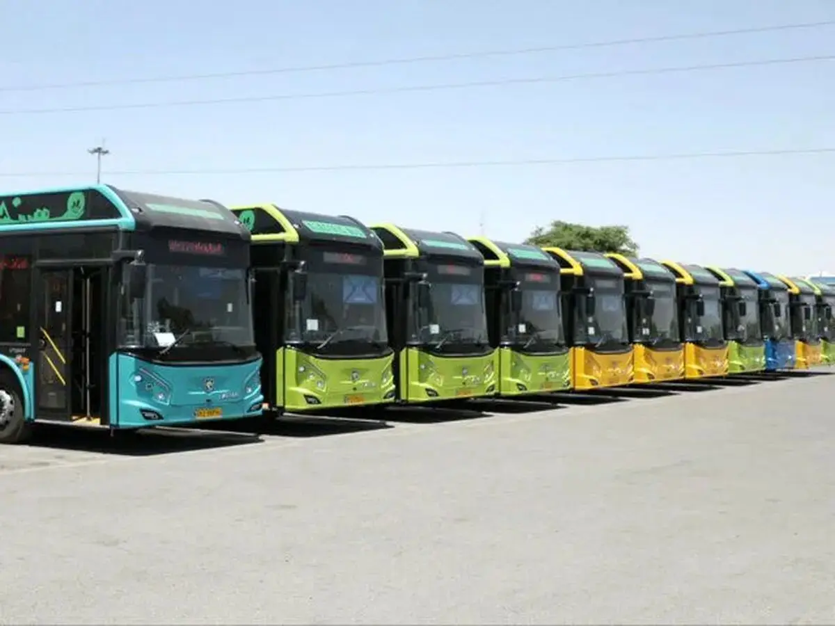 ۱۰ دستگاه اتوبوس برقی به ناوگان اتوبوسرانی اراک اضافه شد