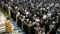 عکس مادر شجاع  تهرانی و کودک شیرخواره‌اش در نمازجمعه