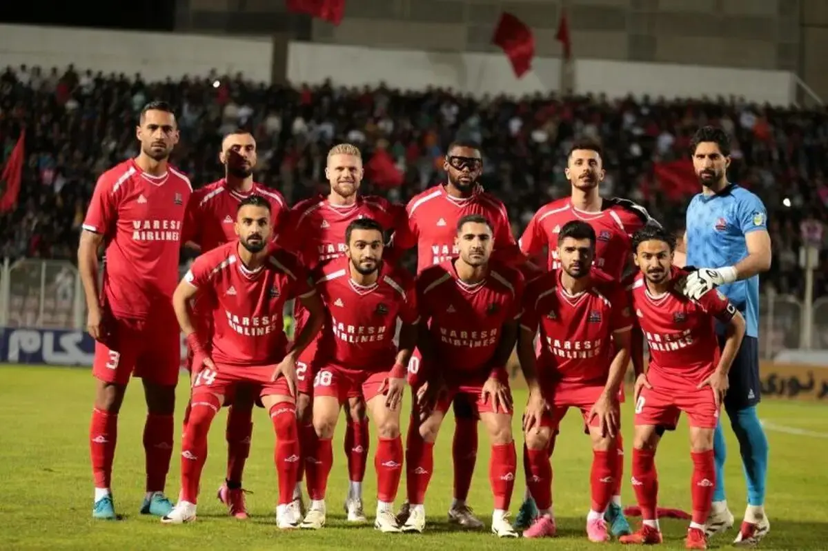 نساجی از لیگ برتر مهاجم خرید