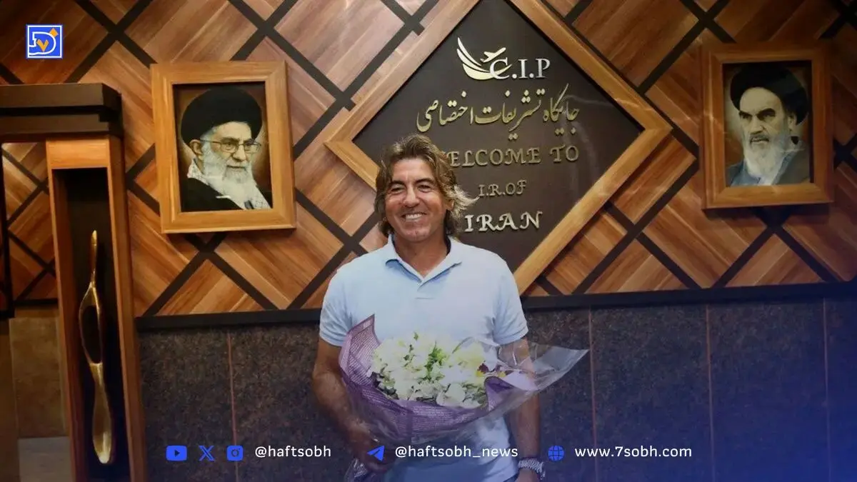 ساپینتو و دستیارانش وارد تهران شدند | عکس