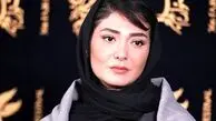 مینا وحید کنار خواهر و برادرش