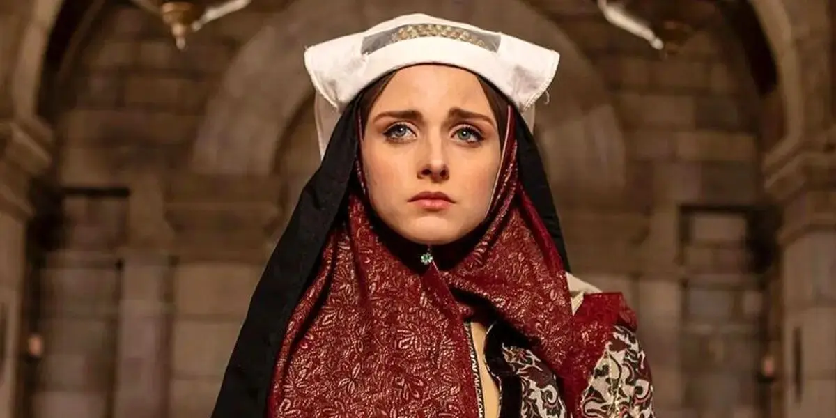 نگاهی به تغییرات چشم‌گیر «سارای گرجی» سریال جیران در ۲۹ سالگی + عکس