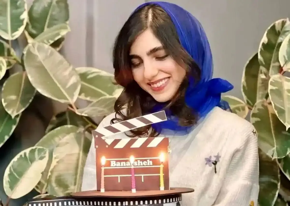 بیوگرافی بنفشه ریاضی؛ وضعیت تأهل و فیلم‌شناسی + تصاویر
