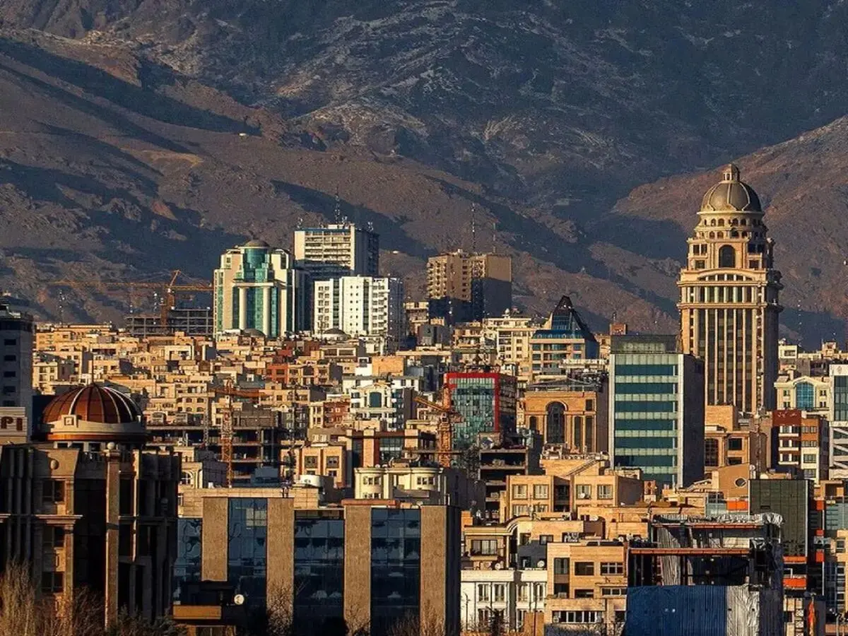 تهران گرم‌تر می‌شود / تداوم خیزش گرد و خاک در استان