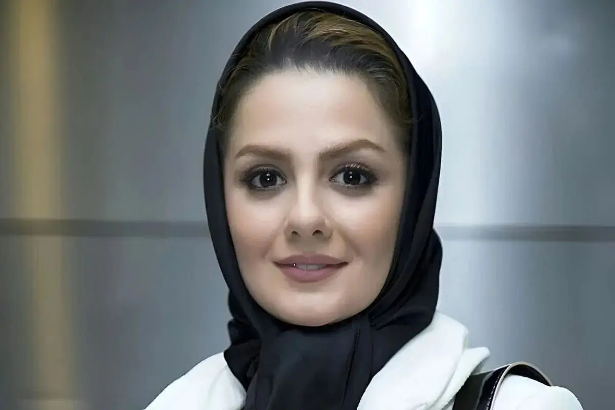 ژست و استایل جذاب بیتا سحرخیز بازیگر سریال قهوه پدری (عکس)