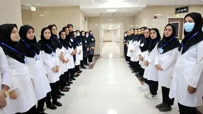 خانه‌نشینی پرستاران | مورد عجیب حقوق پایه یک سرپرستار