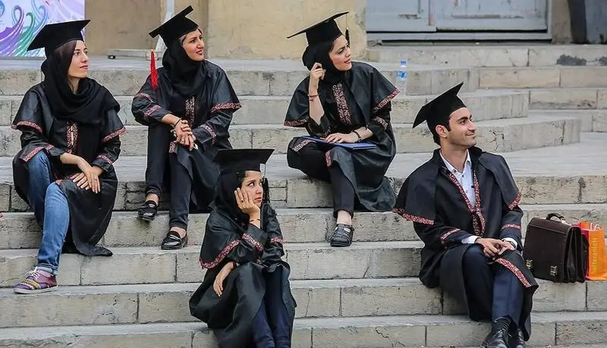 کاهش بیکاری فارغ‌التحصیلان دانشگاهی