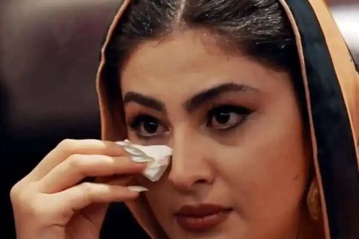 تصاویر مادر و پدر مریم مومن