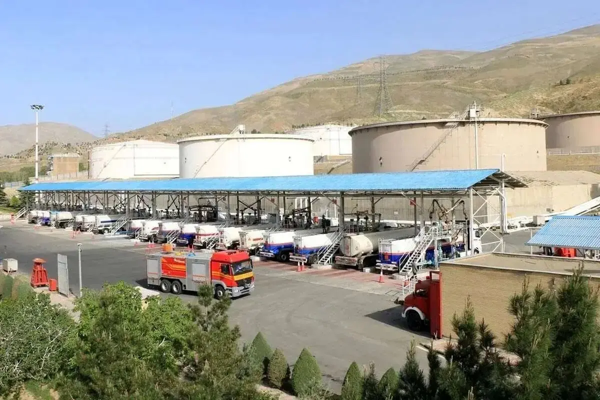 ماجرای دود در انبار نفت شهران