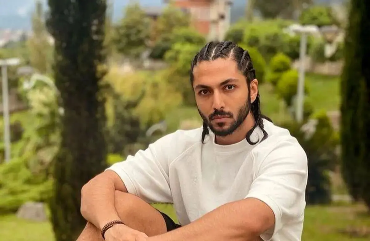 کیسان دیباج و حرکات آکروباتیک