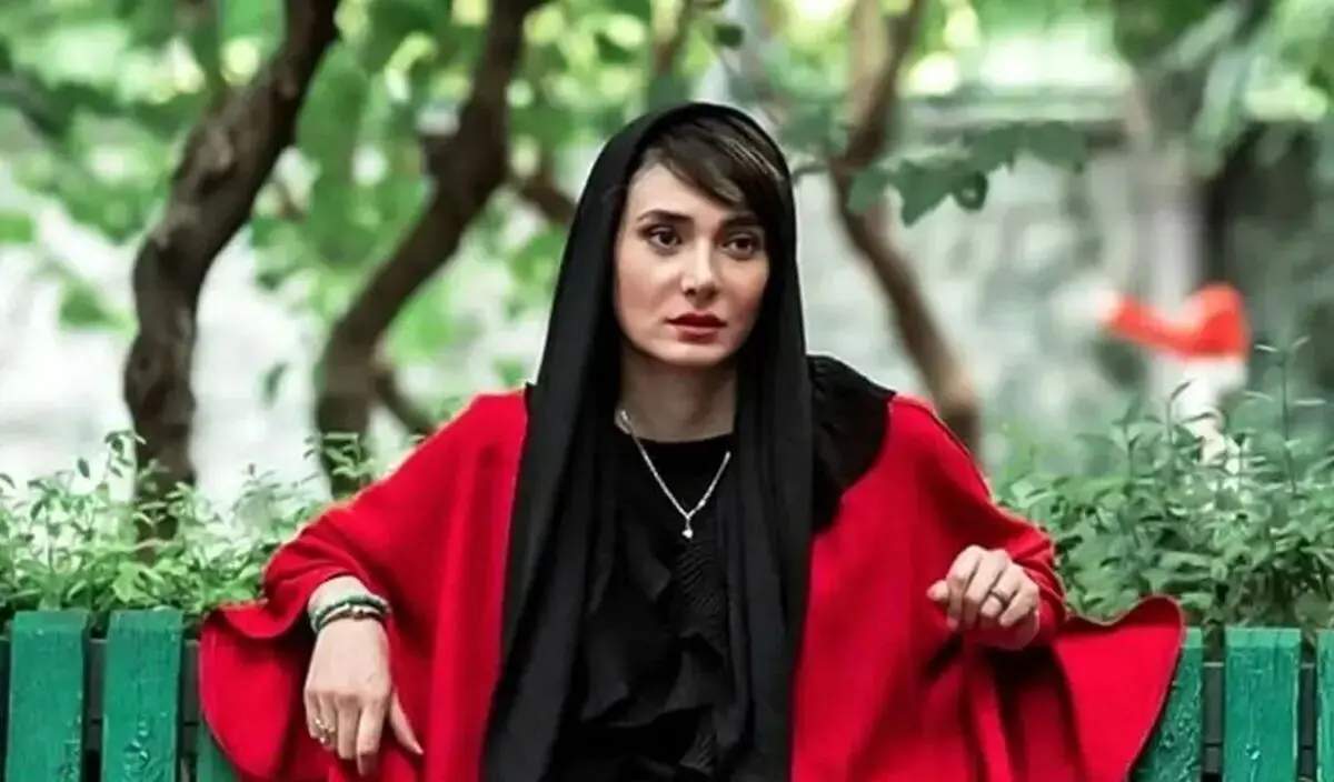 مینا وحید بدون آرایش