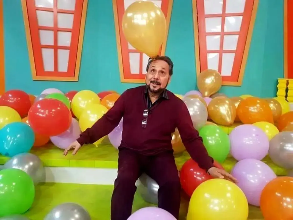 عمو قناد و گوهر خیراندیش کنار هم