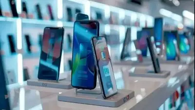 قیمت موبایل رکورد زد / موبایل از دلار جلو زد