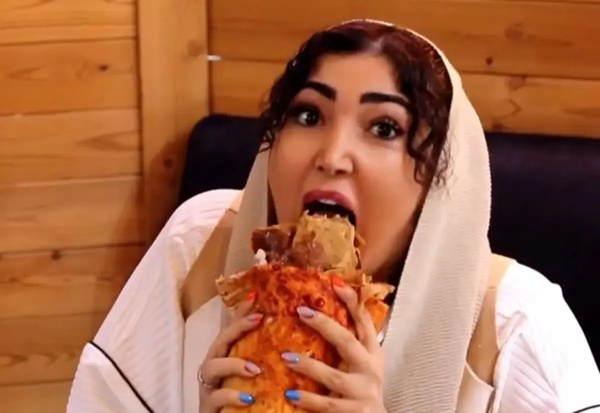 بیوگرافی مهدیس، فود بلاگر
