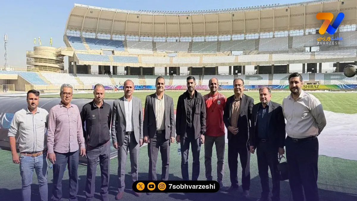 بازدید محمد انصاری از ورزشگاه پارس برای میزبانی دربی