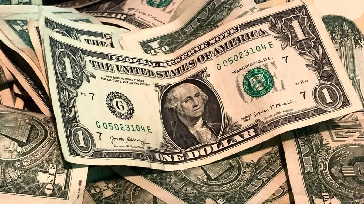 قیمت دلار و یورو
