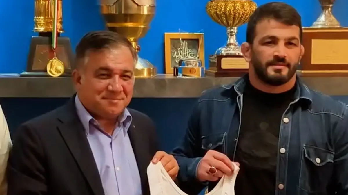 قرارداد رسمی حسن یزدانی با باشگاه استقلال جویبار امضا شد