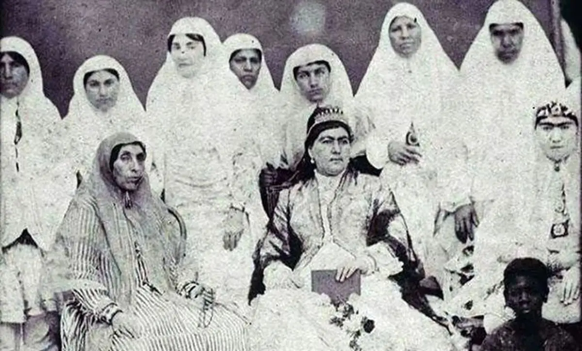 سنگ قبر دختر ناصرالدین‌شاه