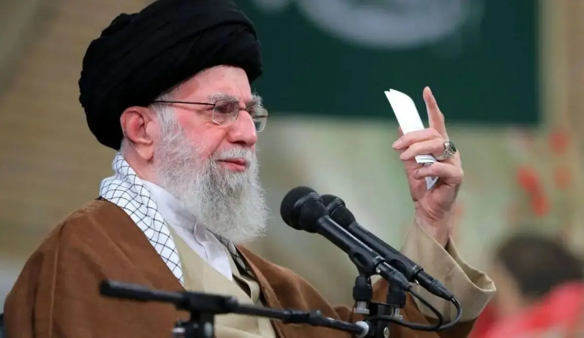 فرمان صریح رهبرانقلاب: از رئیس‌جمهور پرتلاش حمایت شود