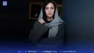 عکس پینترستی ترلان پروانه در جنگلی زیبا با شکوفه‌های گیلاس