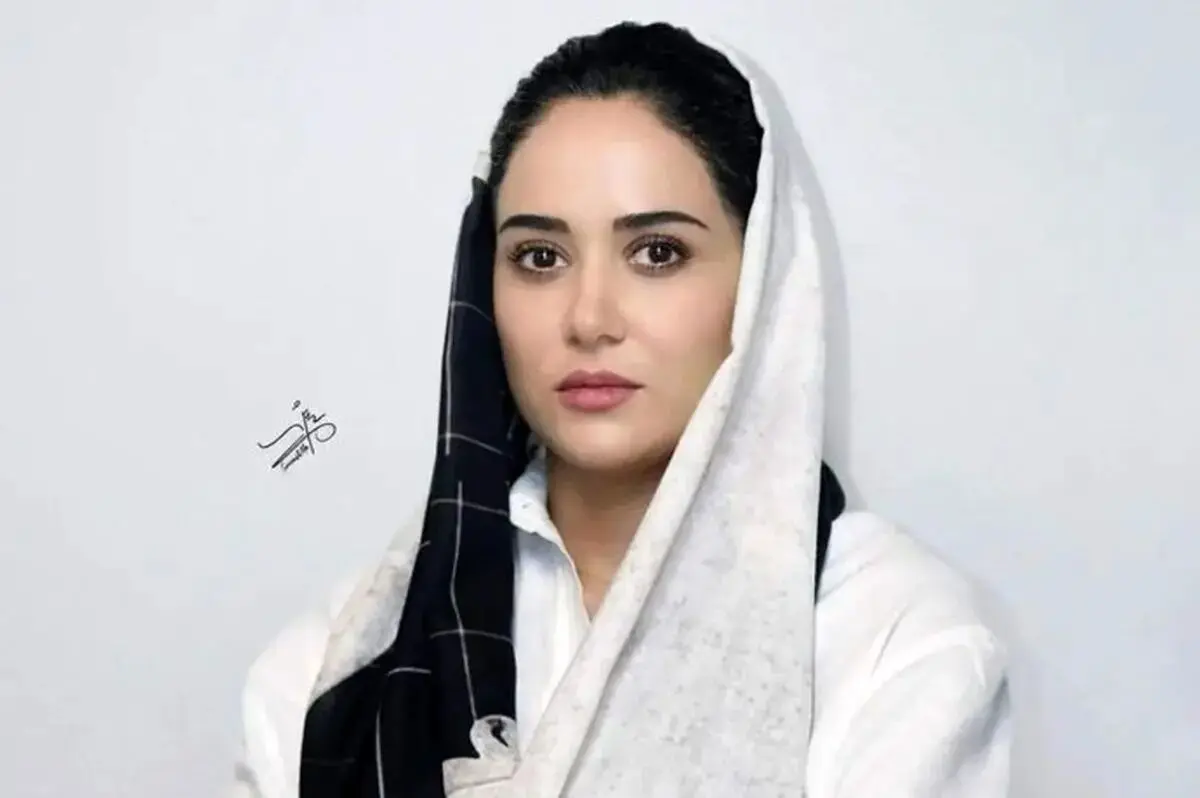 استایل کهربایی پریناز ایزدیار + بیوگرافی