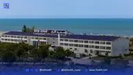 هتل سفید کنار بندر انزلی در سال ۱۳۵۵