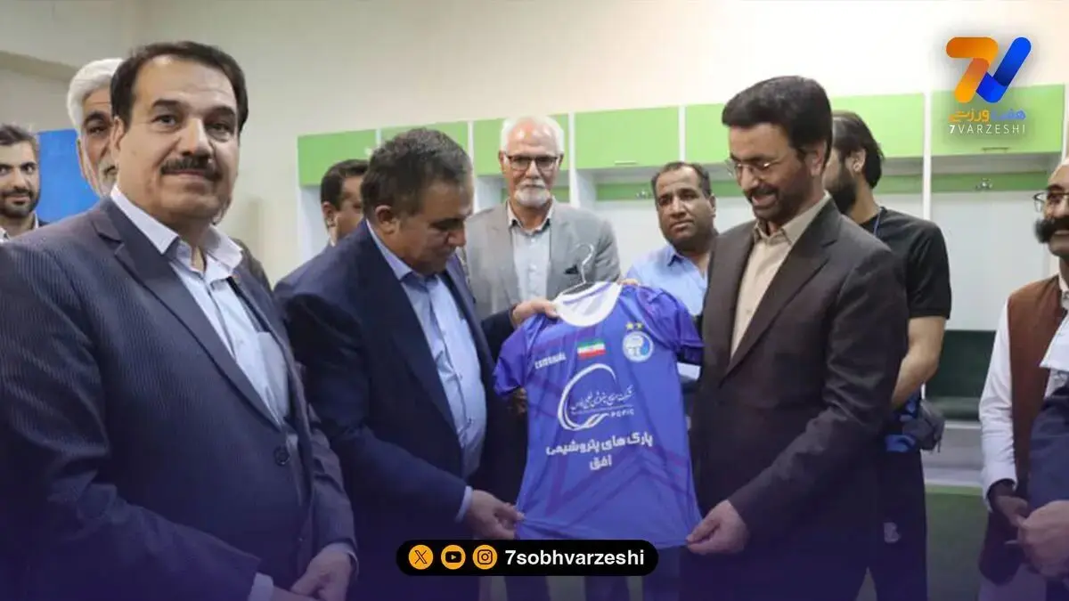 یک پرسپولیسی استقلال زاهدان را  راه اندازی کرد!
