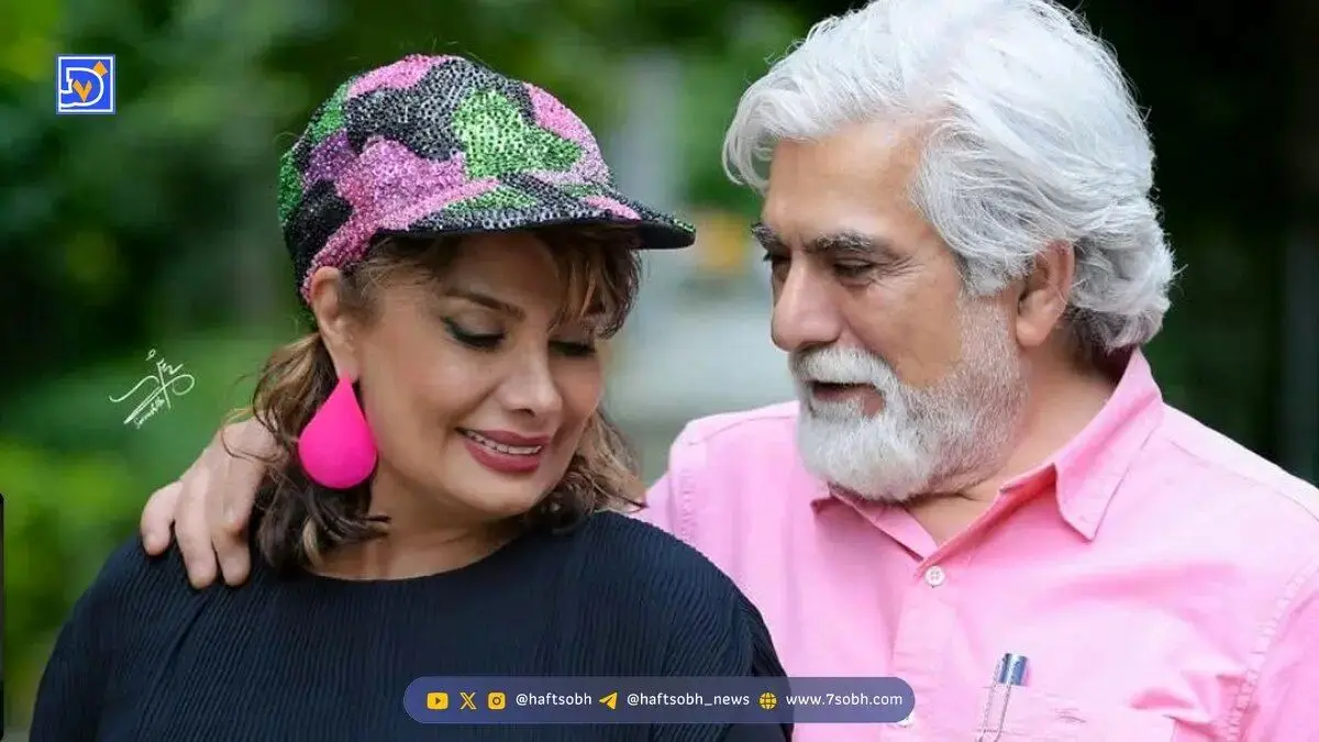 نگاه روز| ژست سیگار به دست عاطفه رضوی با لباس‌های سلطنتی