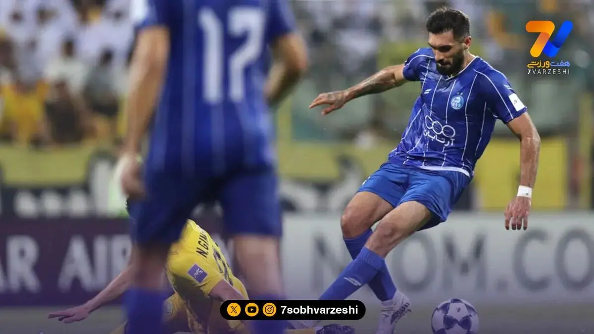 عارف آقاسی: انتقادات به من است، شما حرص نخورید!