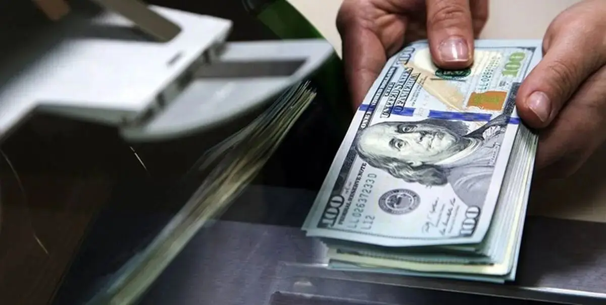 پیش‌بینی کاهش دلار؛ احتمال سقوط قیمت به زیر ۱۰۰ هزار تومان